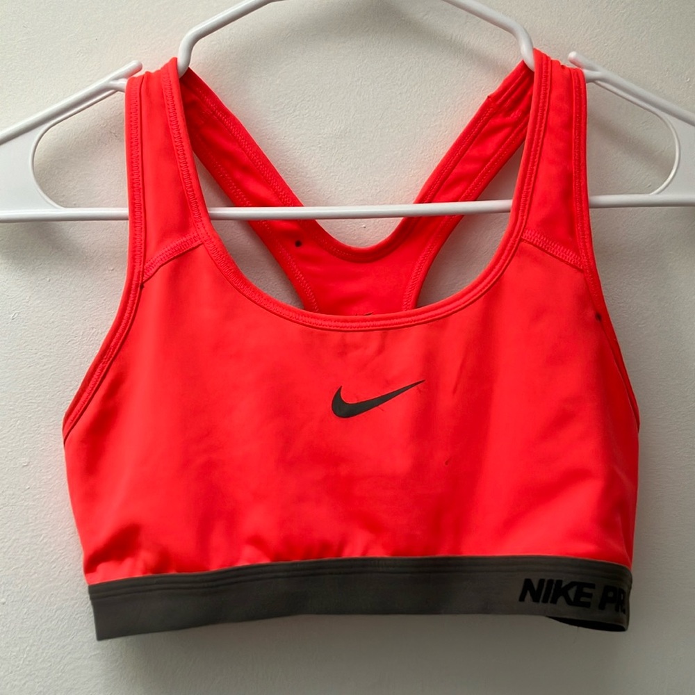 Nike Pro Women's Red Sports Bra